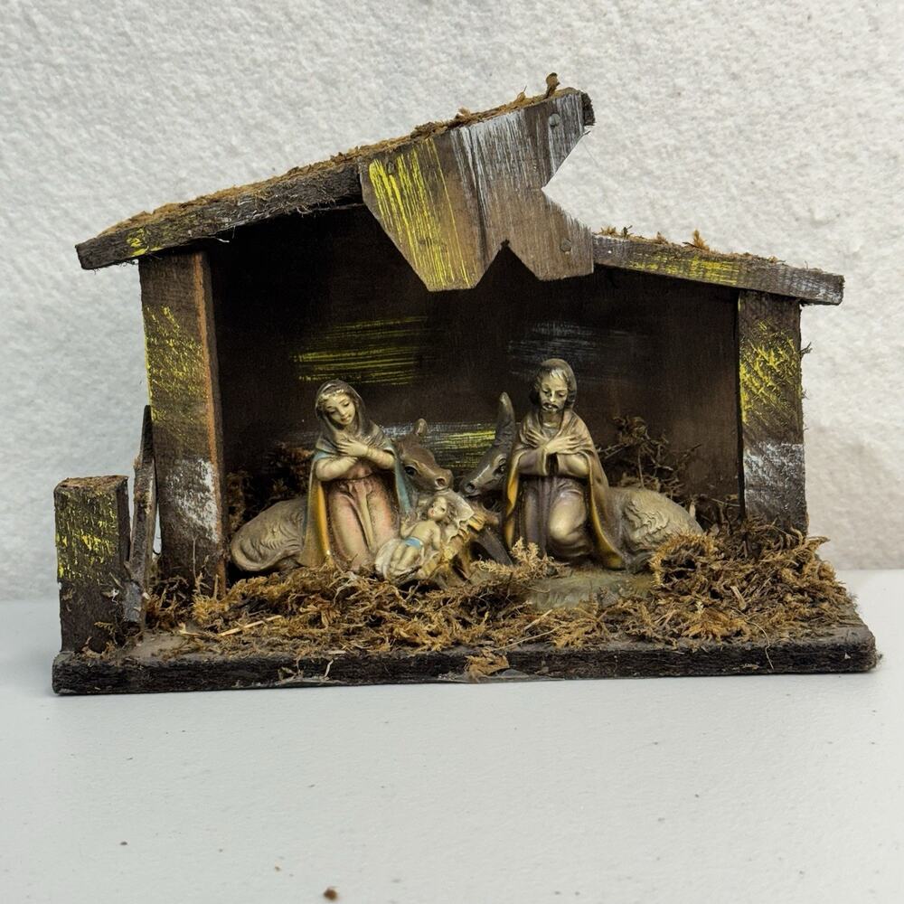 Vintage Italian-Made Rustic Wooden Nativity Crèche Manger Scene The Holy Family